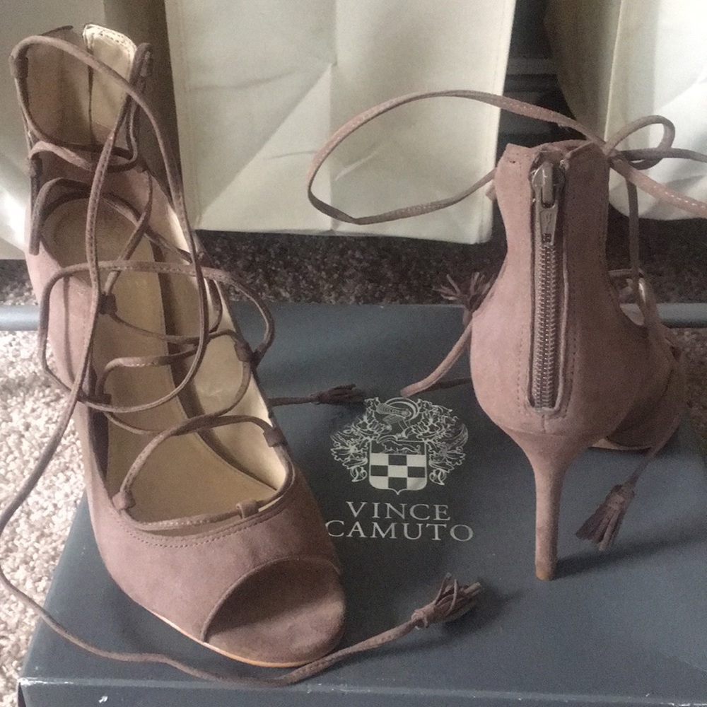 Stone Taupe -Vince Camuto